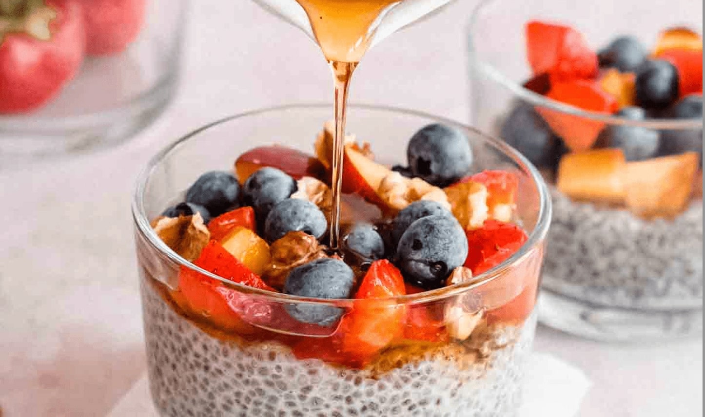 پودینگ چیا با شیر